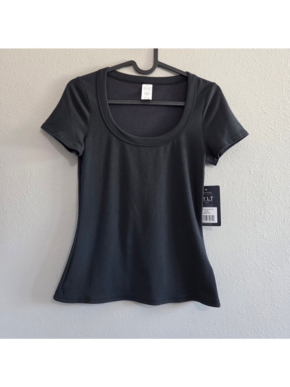 BYLT Premium Basics Drift Fitted Women's Scoopneck Tee XS Short Sleeve Black